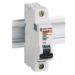 Автоматический выключатель Merlin Gerin C60A-C10-1P